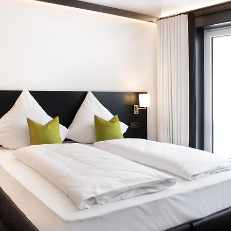 Bgh Hotel By Wmm Hotels Burghaun ภายนอก รูปภาพ