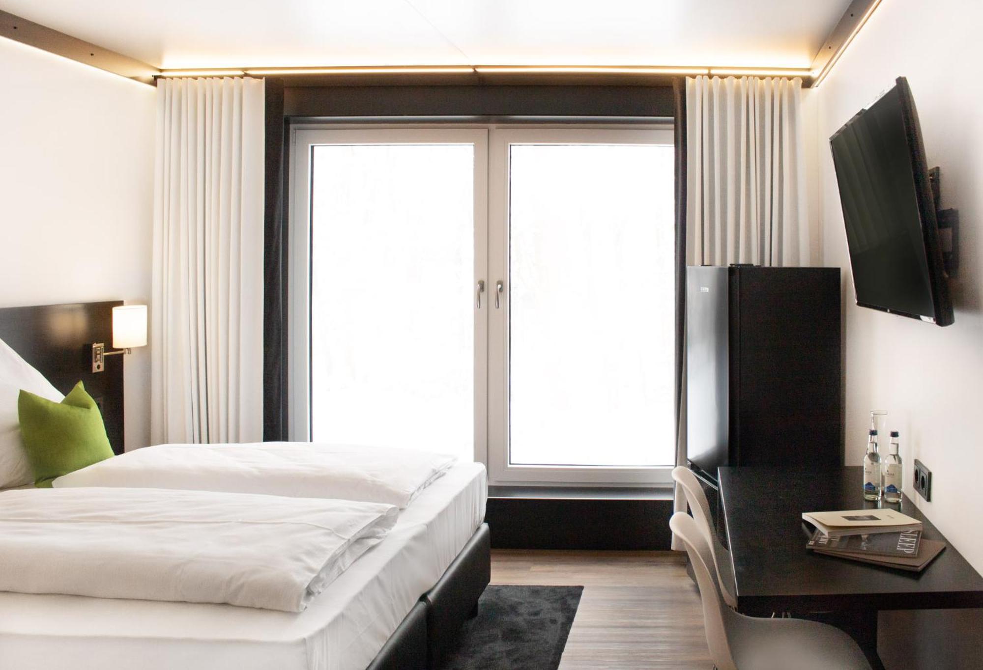 Bgh Hotel By Wmm Hotels Burghaun ภายนอก รูปภาพ
