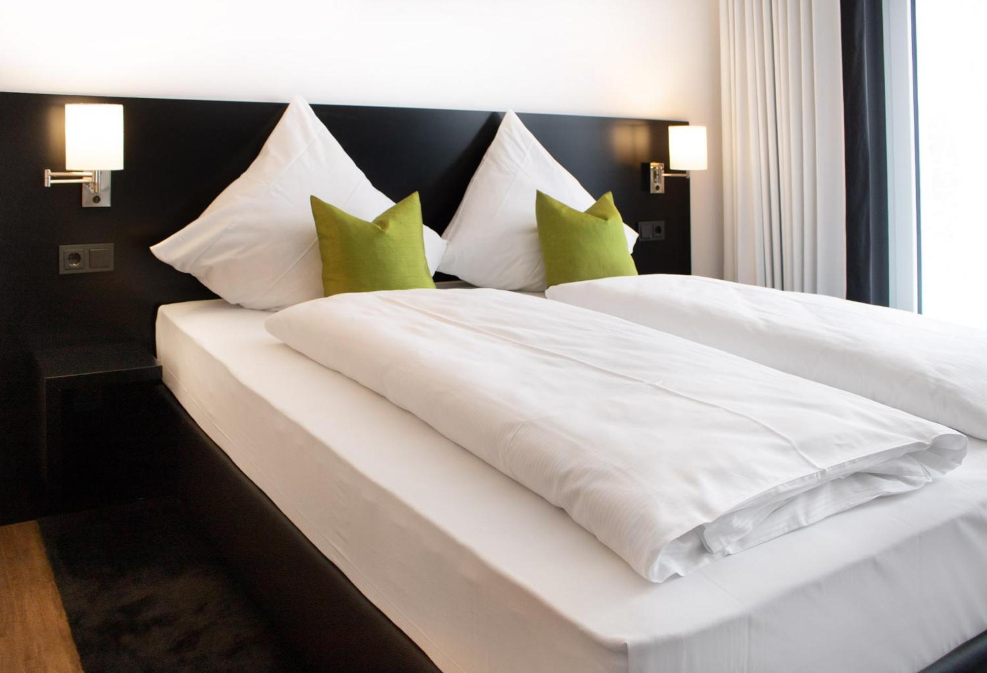 Bgh Hotel By Wmm Hotels Burghaun ภายนอก รูปภาพ