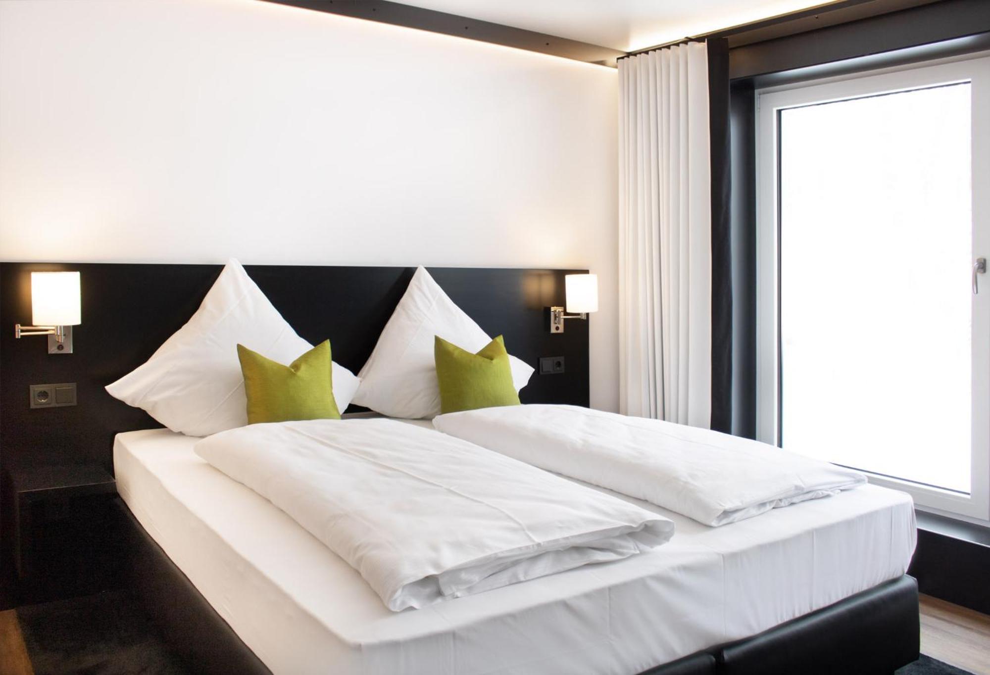 Bgh Hotel By Wmm Hotels Burghaun ภายนอก รูปภาพ